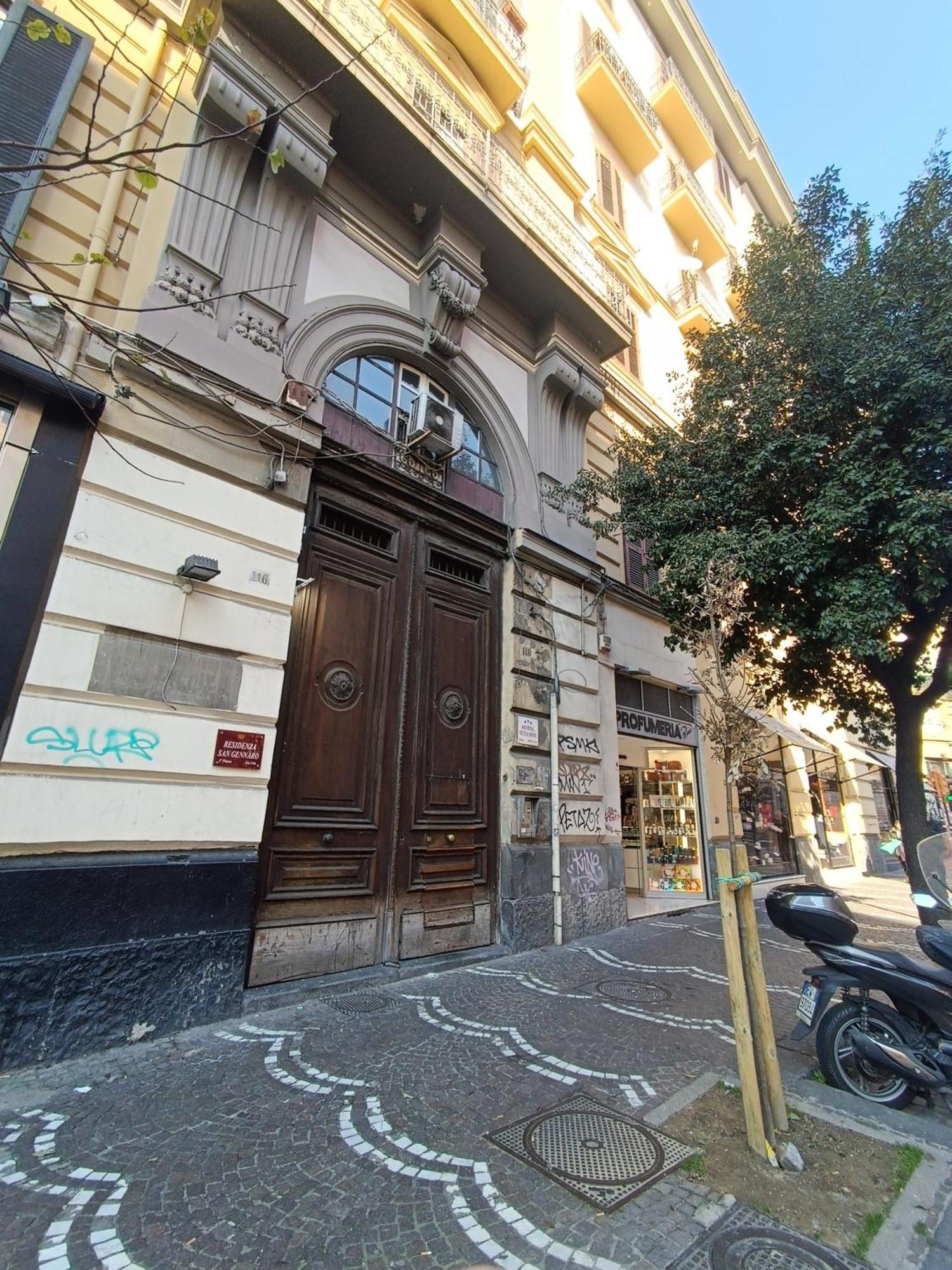 Residenza Geri - Suite And Home Napoli Centro Esterno foto